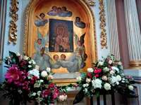 Licona mariana di Chernivtsi incoronata dallarcivescovo maggiore Sviatoslav Shevchuk
